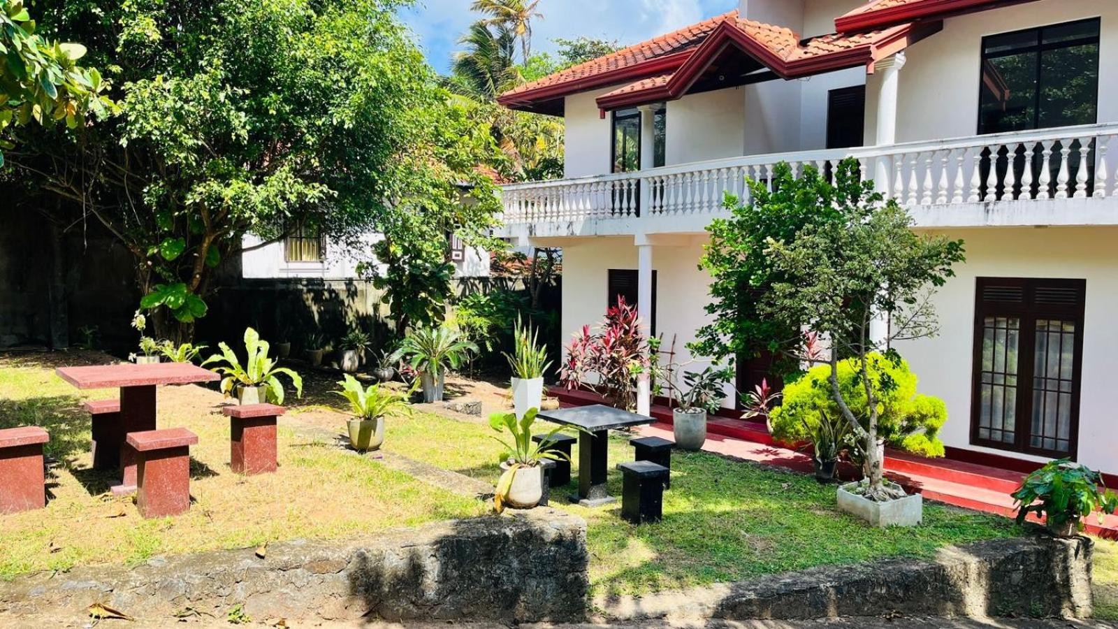 Sritaly Inn มิริสซา ภายนอก รูปภาพ